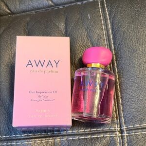 Away Pink Eau de Parfum